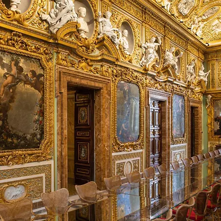 Palazzo Shedir - The Leading Of The World