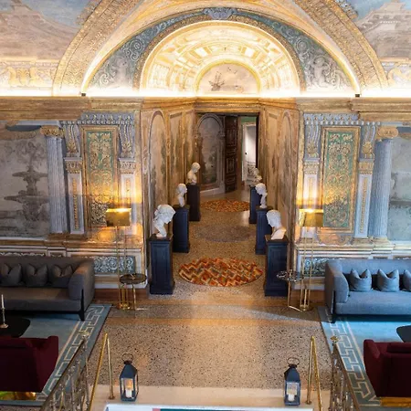 Hotel Palazzo Shedir - The Leading Of The World Rome
